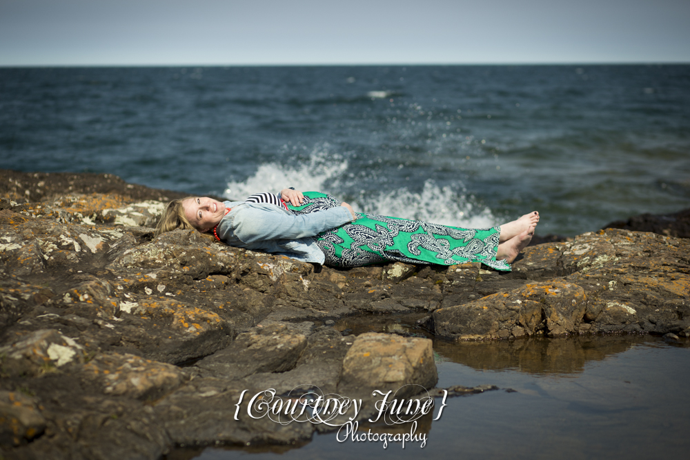 lake-superior-outdoor-woods-minneapolis-maternity-newborn-photographer-05