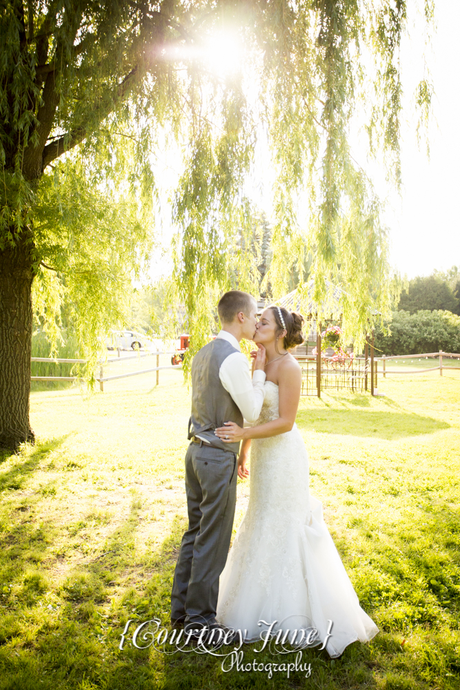 04minnesota-harvest-apple-orchard-jordan-minneapolis-wedding-photographer-108