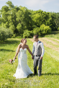 minnesota harvest apple orchard jordan minneapolis wedding photographer