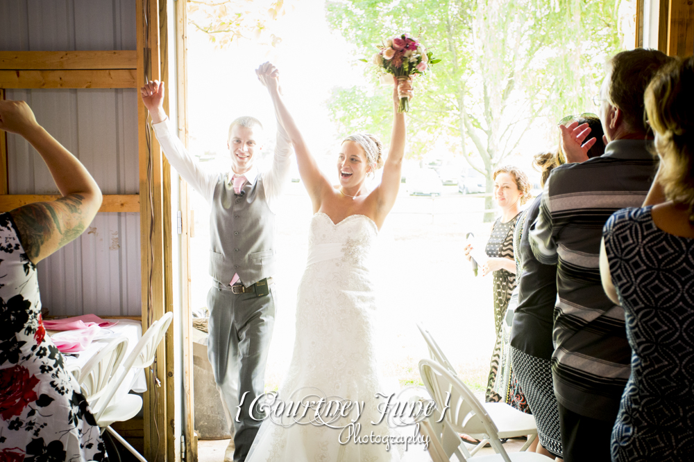 minnesota-harvest-apple-orchard-jordan-minneapolis-wedding-photographer-107