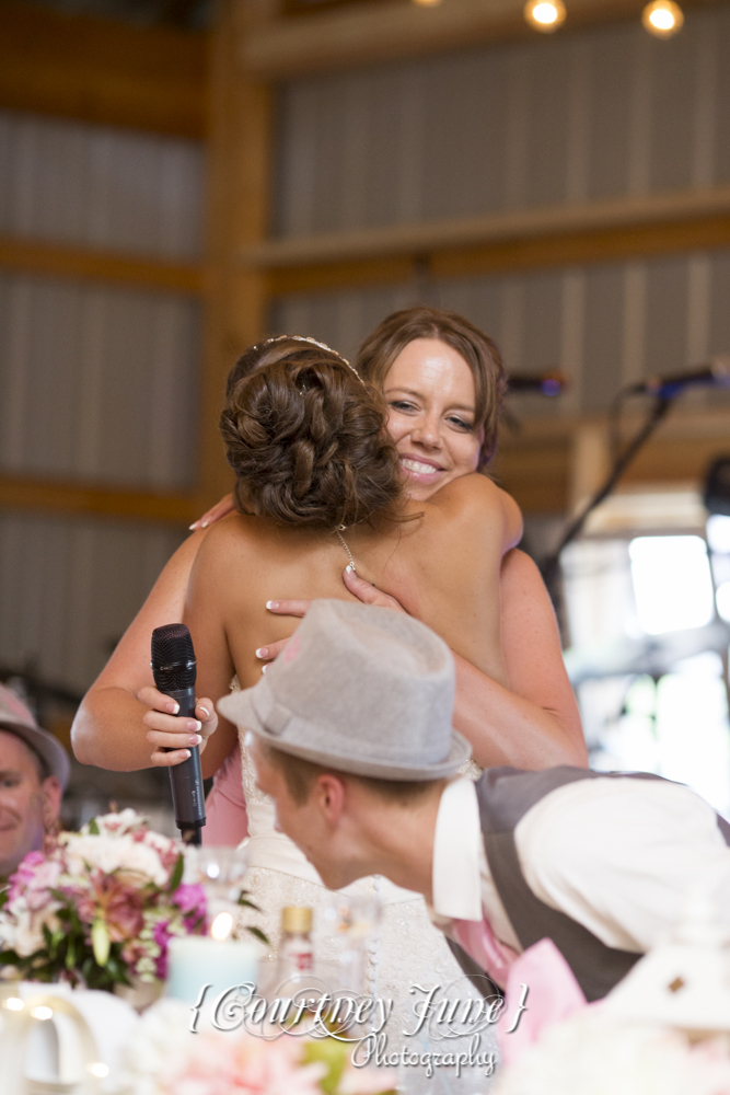 minnesota-harvest-apple-orchard-jordan-minneapolis-wedding-photographer-110