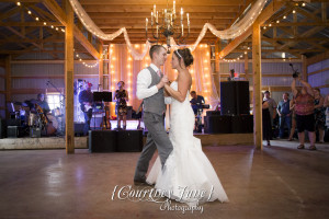 minnesota harvest apple orchard jordan minneapolis wedding photographer