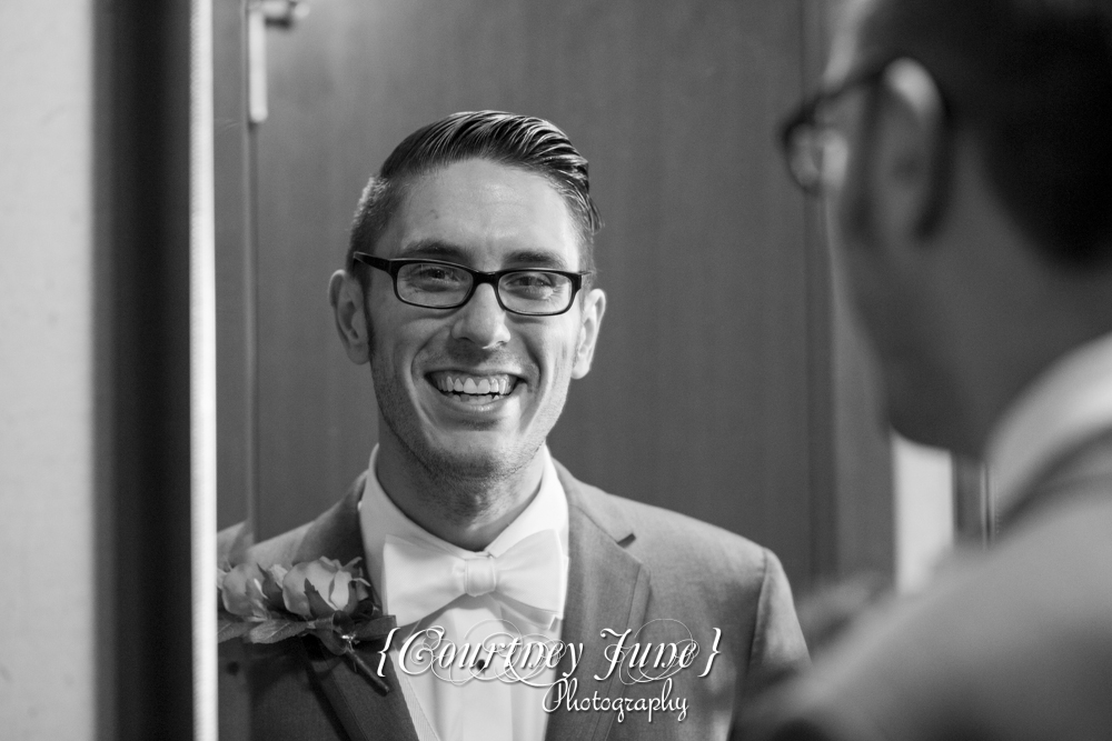 bloomington-hilton-minneapolis-hilton-purgatory-creek-park-wedding-photographer-05