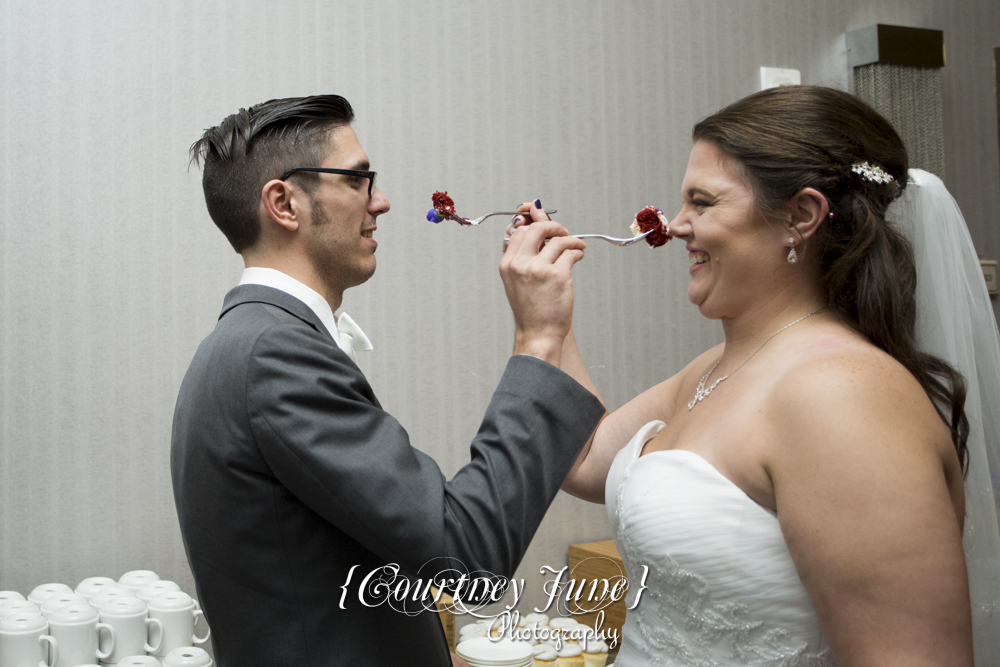 bloomington-hilton-minneapolis-hilton-purgatory-creek-park-wedding-photographer-33