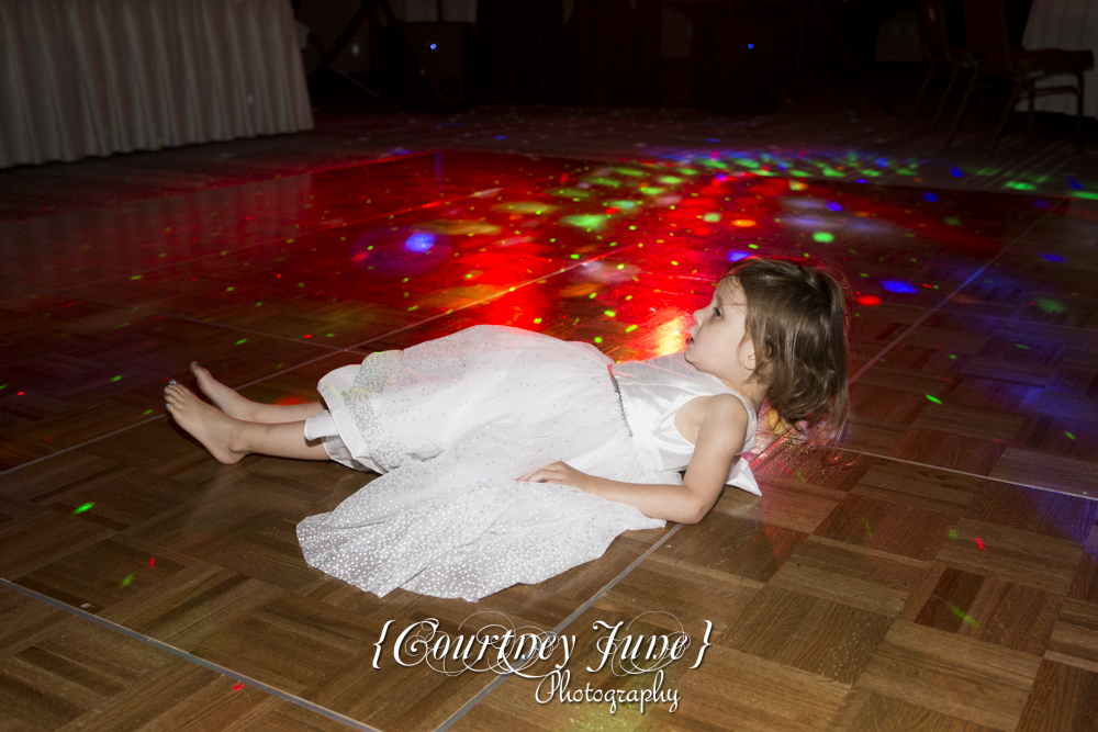 bloomington-hilton-minneapolis-hilton-purgatory-creek-park-wedding-photographer-47