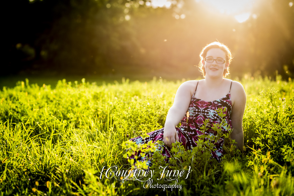 minnesota-river-outdoor-field-minneapolis-senior-portrait-photographer-02