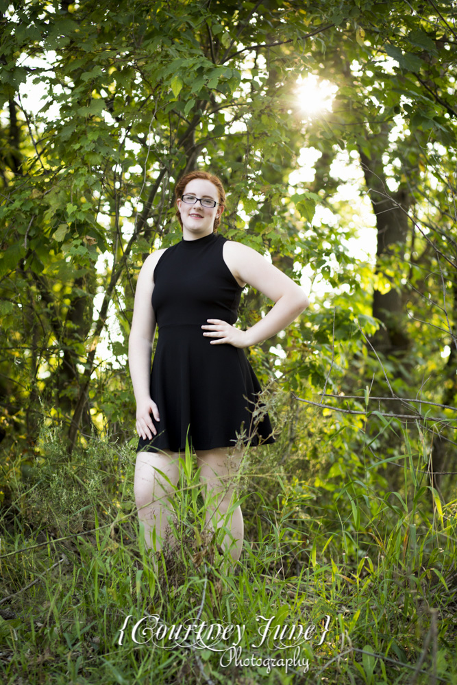 minnesota-river-outdoor-field-minneapolis-senior-portrait-photographer-06