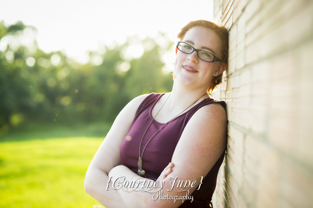 minnesota-river-outdoor-field-minneapolis-senior-portrait-photographer-08