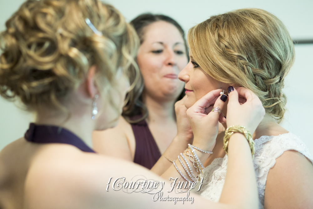 private-residence-rustic-le-sueur-wedding-minneapolis-wedding-photographer-09