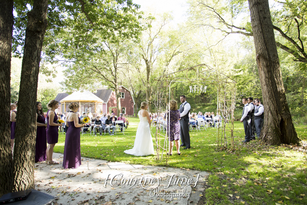 private-residence-rustic-le-sueur-wedding-minneapolis-wedding-photographer-30