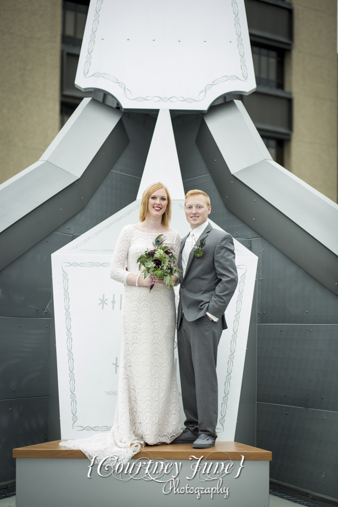 us-bank-stadium-vikings-minneapolis-mill-city-stone-arch-bridge-minneapolis-wedding-photographer-134