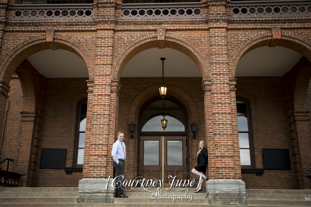 downtown-stillwater-st-croix-river-washington-county-historic-courthouse-minneapolis-wedding-photographer-13