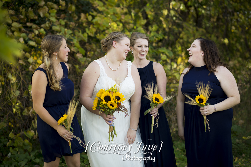 minnesota-harvest-apple-orchard-jordan-minneapolis-wedding-photography-25