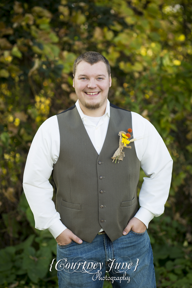 minnesota-harvest-apple-orchard-jordan-minneapolis-wedding-photography-26