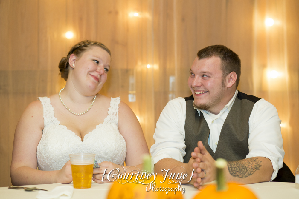 minnesota-harvest-apple-orchard-jordan-minneapolis-wedding-photography-47