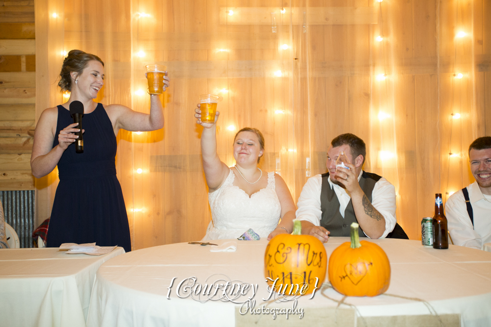 minnesota-harvest-apple-orchard-jordan-minneapolis-wedding-photography-48