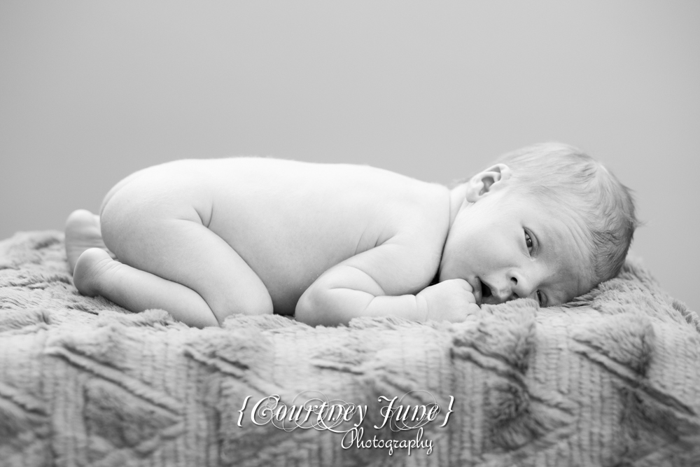 in-home-new-prague-jordan-minneapolis-newborn-photographer-06