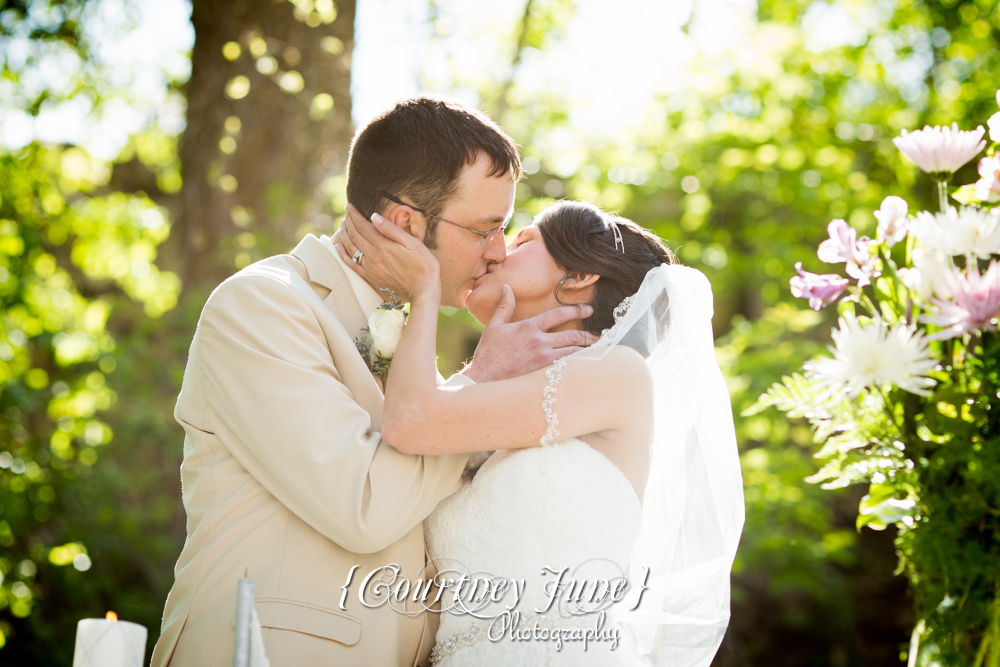 lowell-inn-stillwater-wedding-photographer-minneapolis-wedding-photographer-13