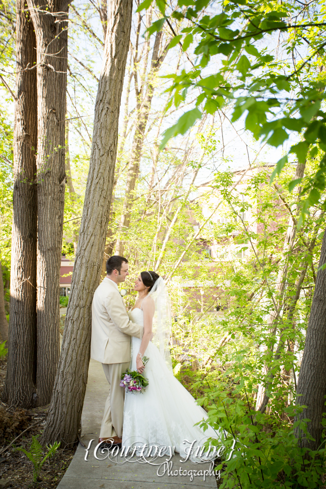 lowell-inn-stillwater-wedding-photographer-minneapolis-wedding-photographer-27