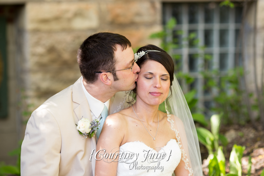 lowell-inn-stillwater-wedding-photographer-minneapolis-wedding-photographer-32