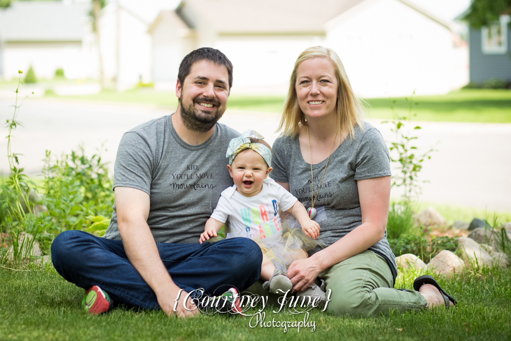 first-birthday-party-dr-suess-minneapolis-family-photographer-first-birthday-photographer-02