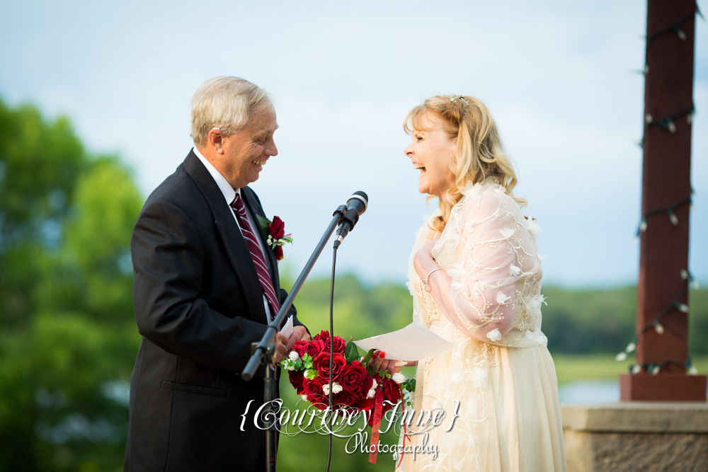 Minnesota Horse and Hunt Club Wedding Photographer