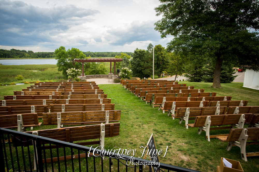 Minnesota Horse and Hunt Club Wedding Photographer