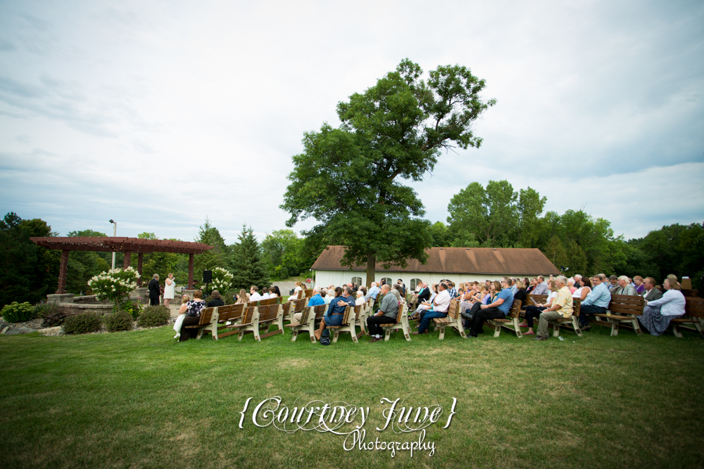 Minnesota Horse and Hunt Club Wedding Photographer