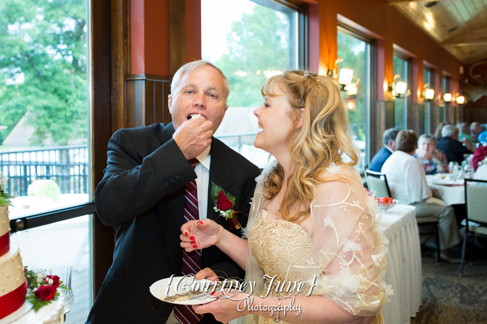 Minnesota Horse and Hunt Club Wedding Photographer