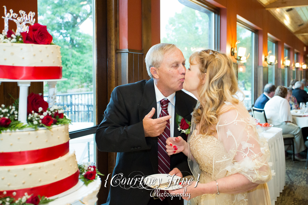 Minnesota Horse and Hunt Club Wedding Photographer