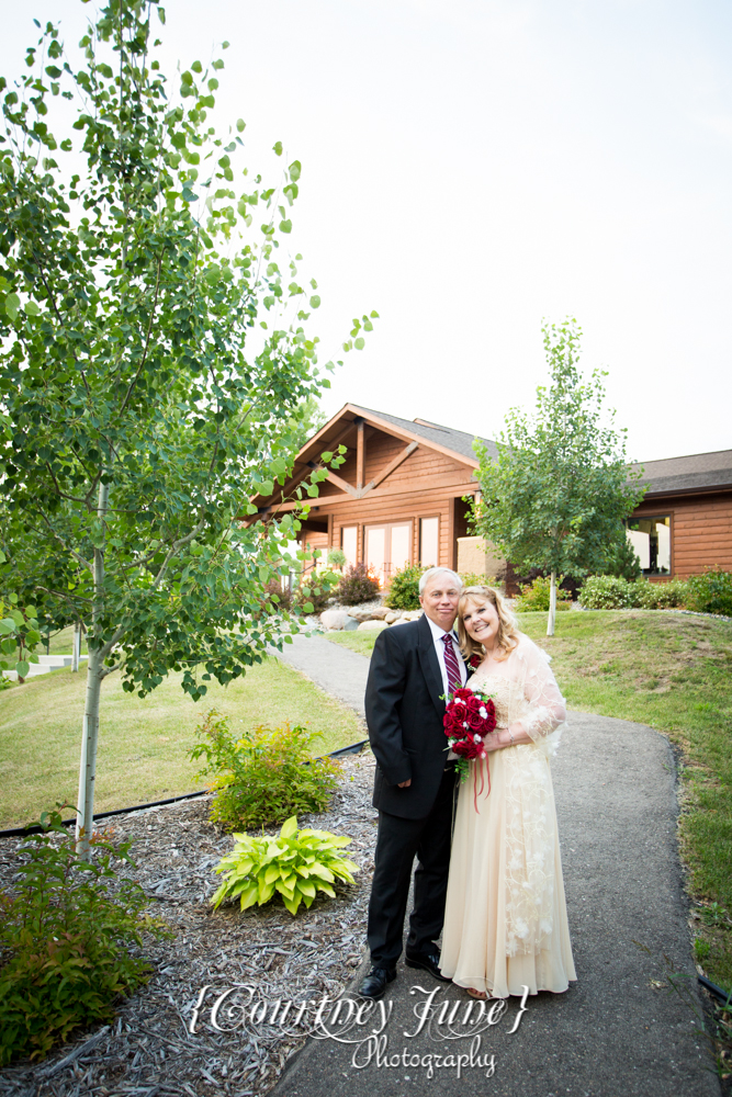 Minnesota Horse and Hunt Club Wedding Photographer