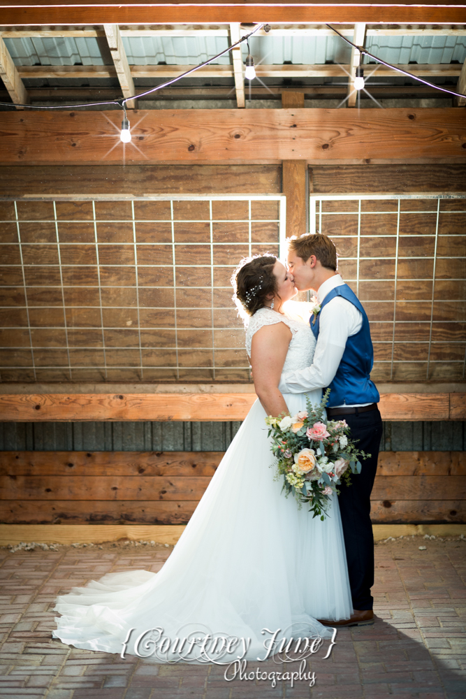 Golden Oak Farm Wedding Photographer